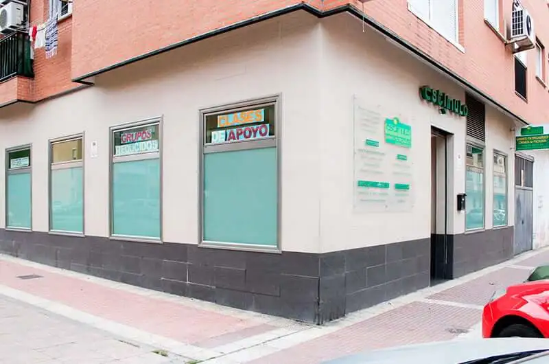 Fachada de Gabinete Estímulo en Parla