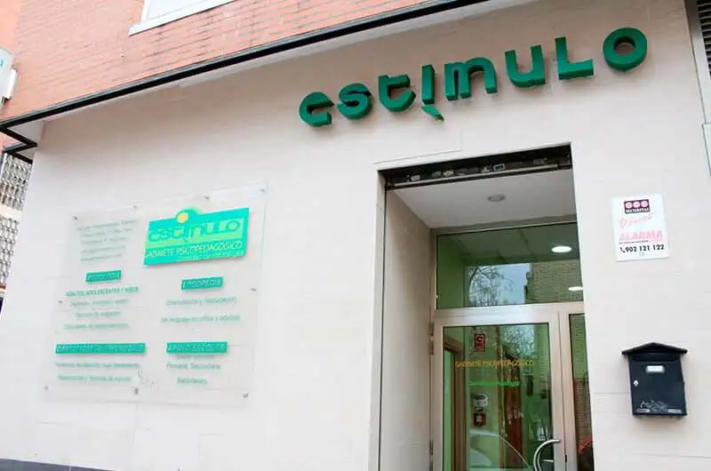 Fachada de Gabinete Estímulo en Parla
